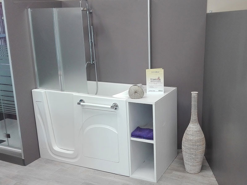 bagno assistito anziani disabili